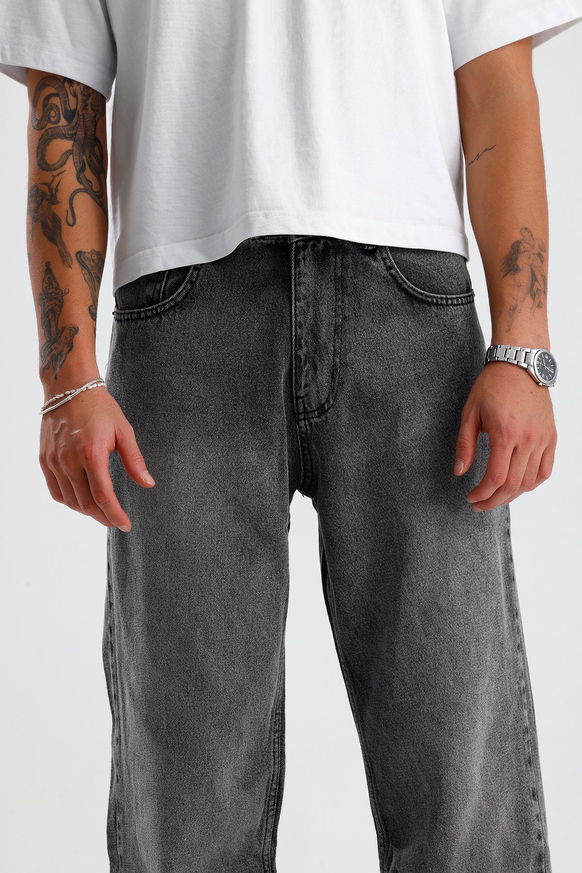 Gri Yıkama Detay Relaxed Fit Kot Pantolon
