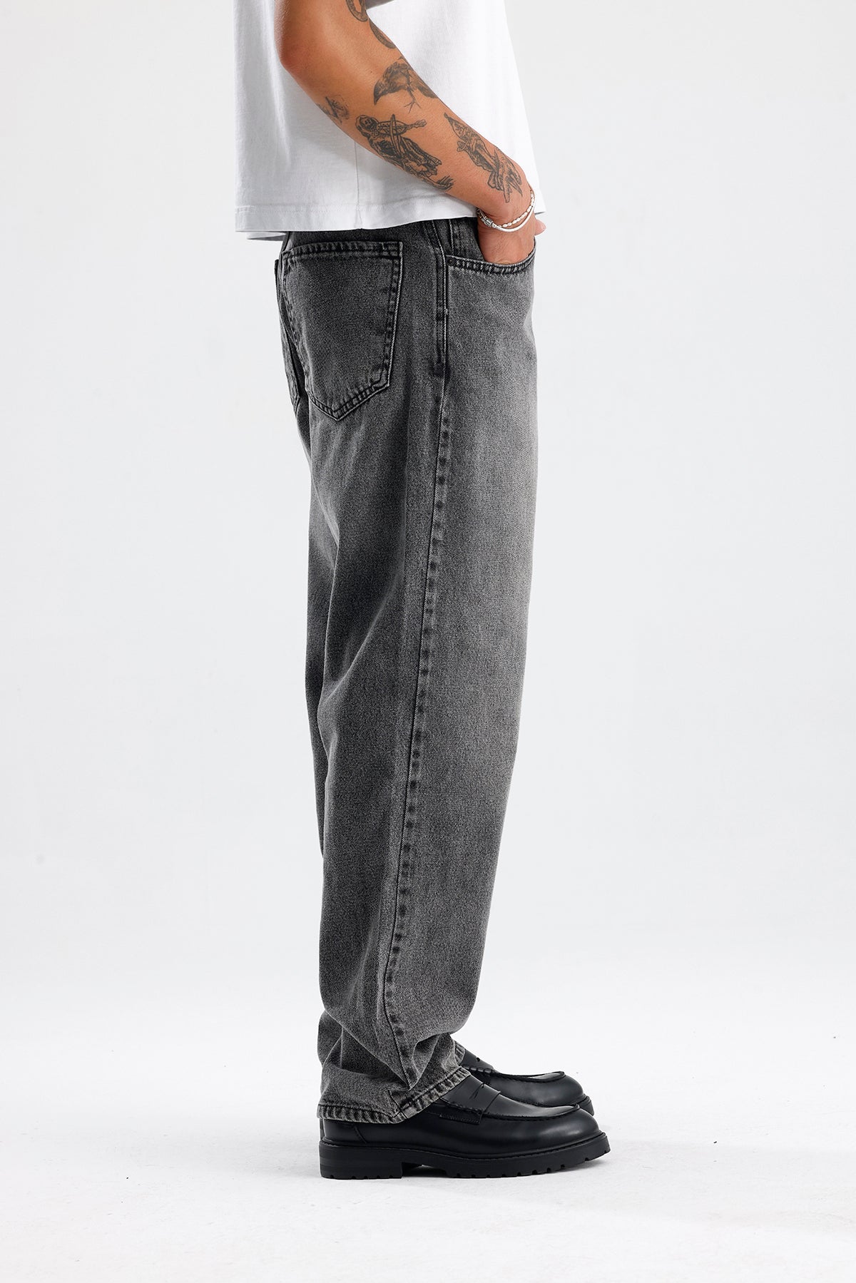 Gri Yıkama Detay Relaxed Fit Kot Pantolon