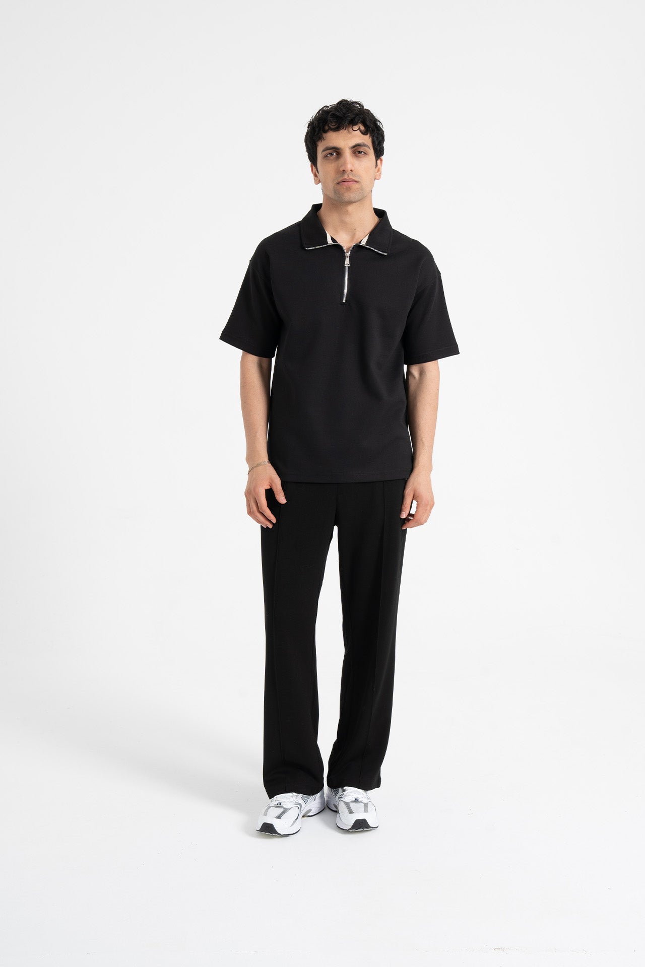 Oversize Yarım Fermuarlı Polo Yaka Tişört