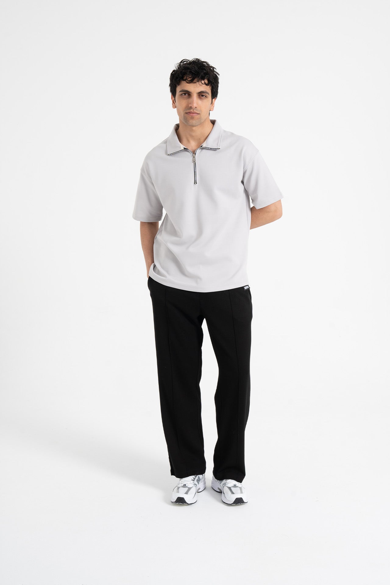 Oversize Yarım Fermuarlı Polo Yaka Tişört