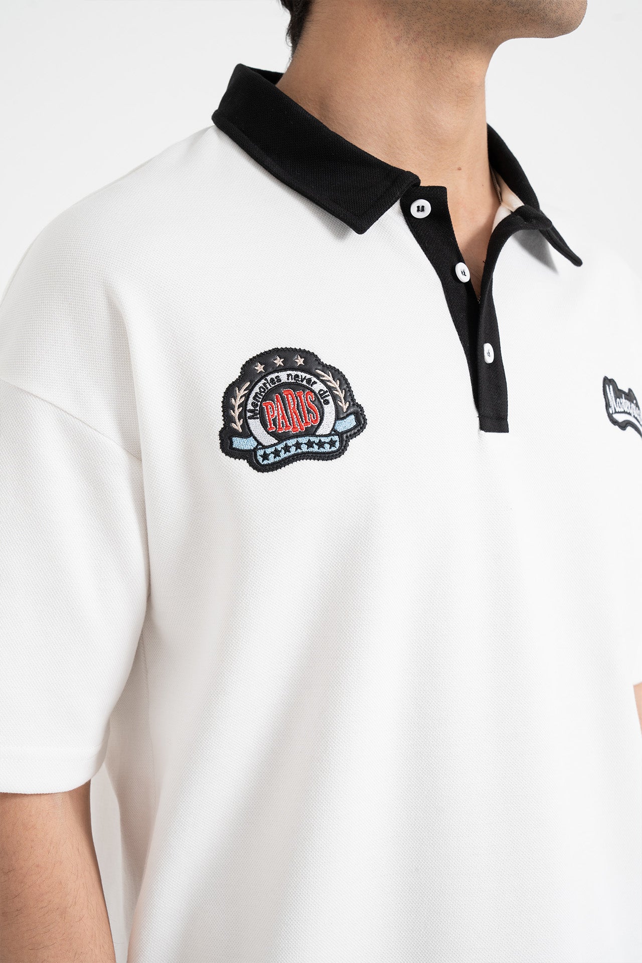 Masterpiece Nakışlı Oversize Polo Yaka Tişört