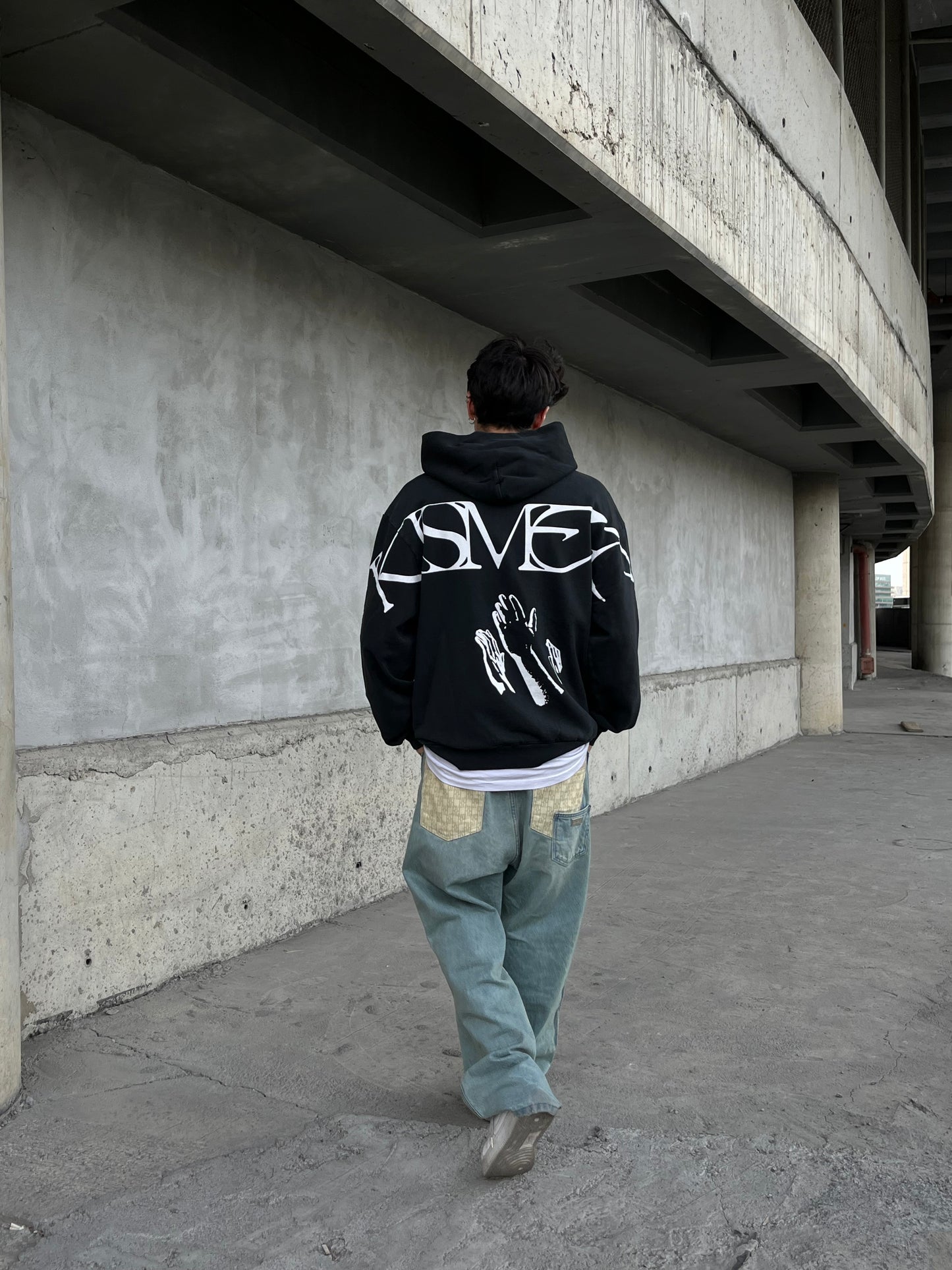 Unknow Baskılı Oversize Siyah Hoodie