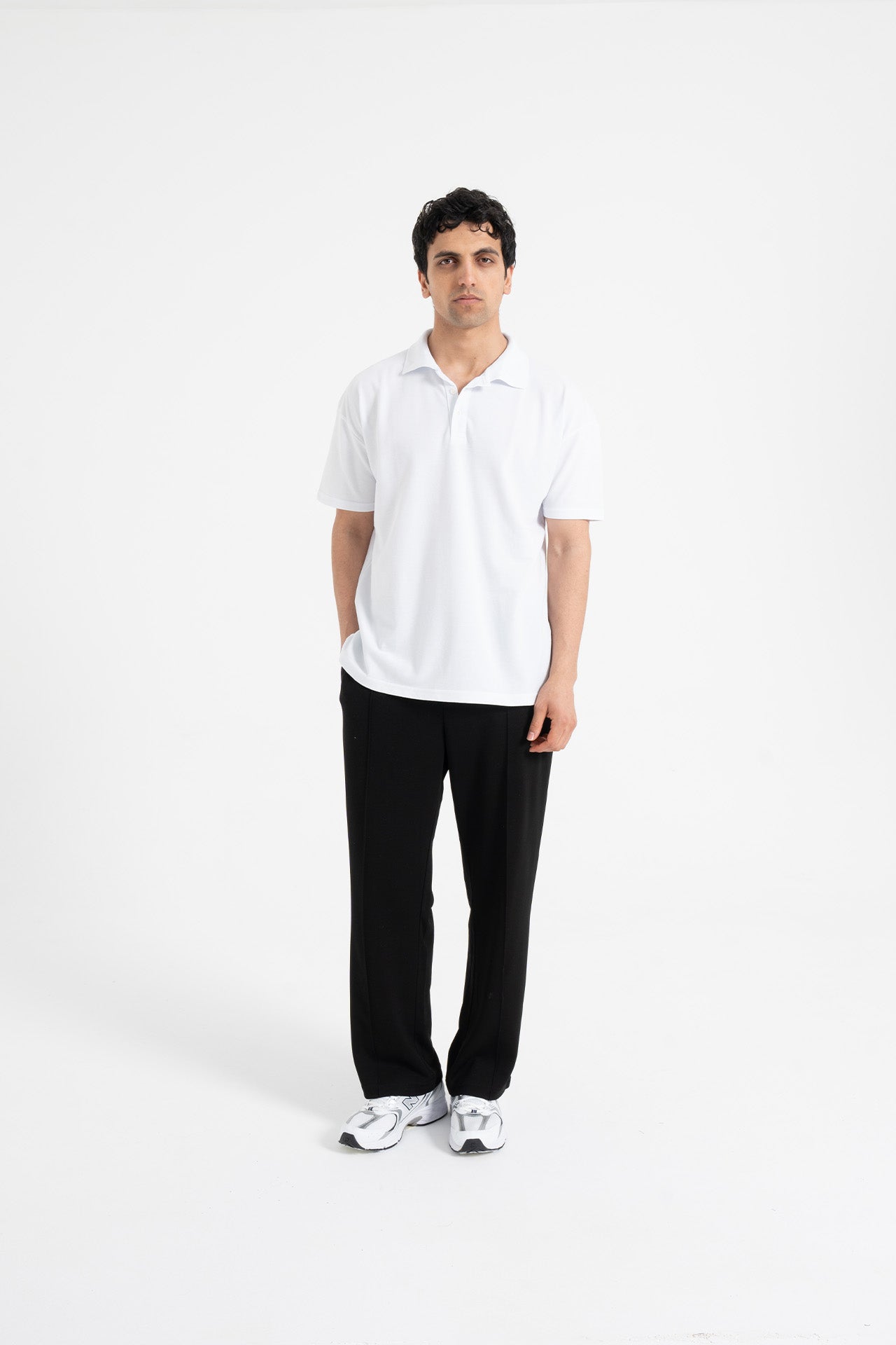Basic Rahat Kalıp Polo Yaka Tişört