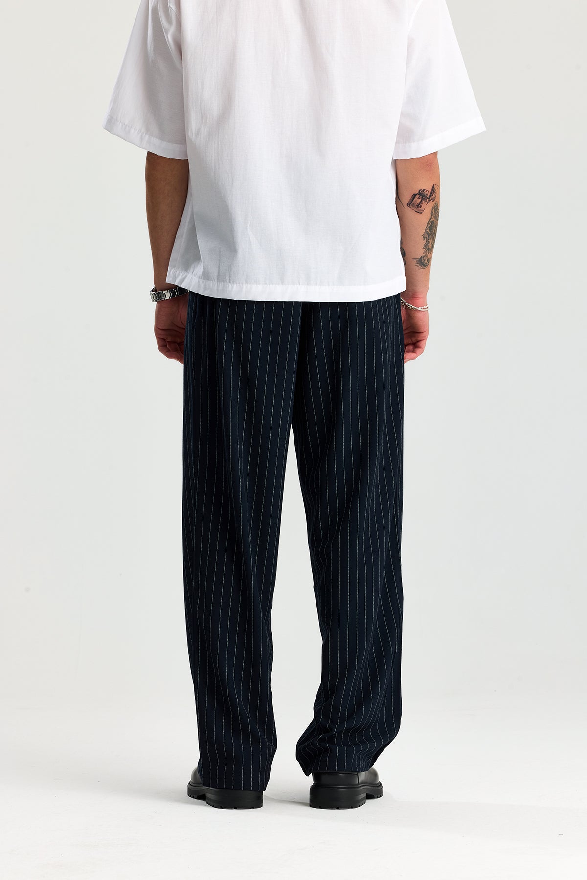 Beyaz Çizgili Baggy Fit Kumaş Pantolon