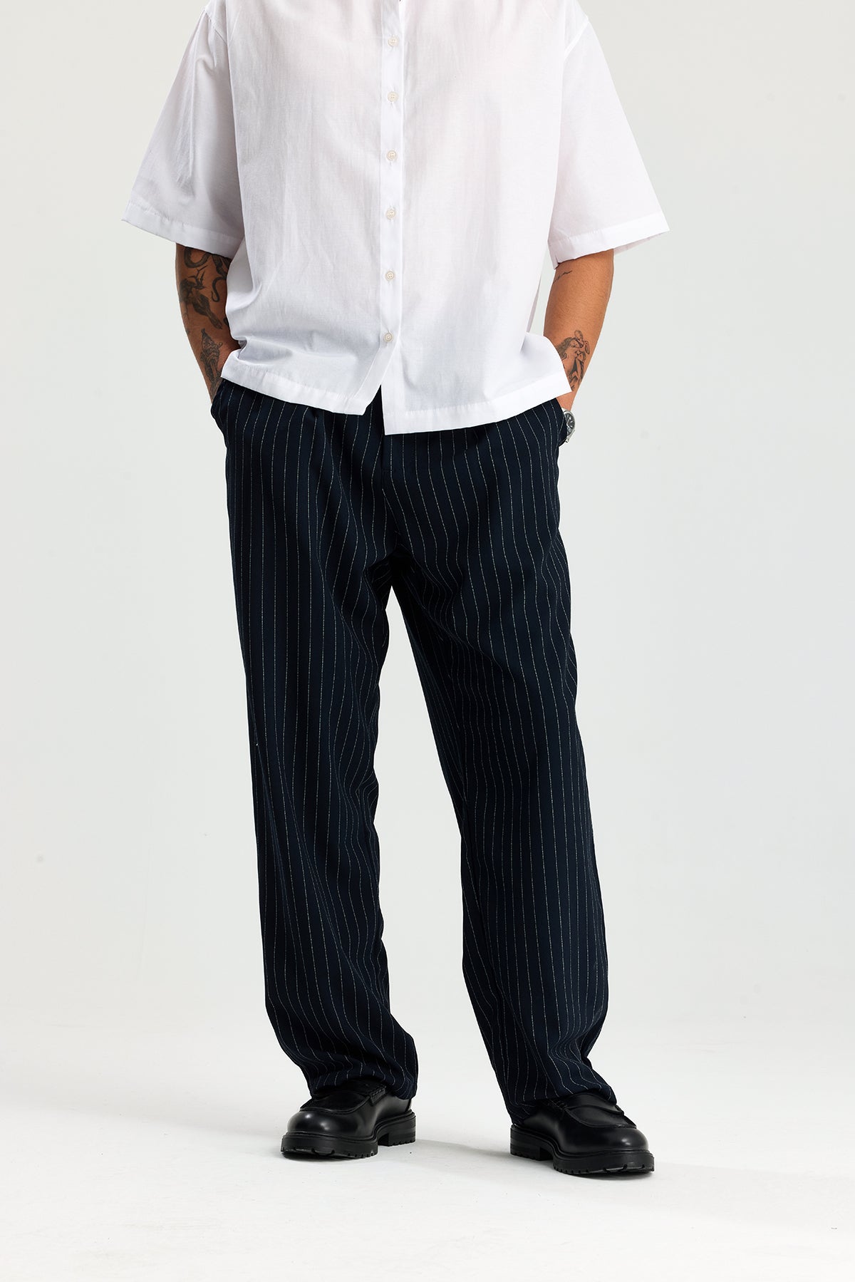 Beyaz Çizgili Baggy Fit Kumaş Pantolon