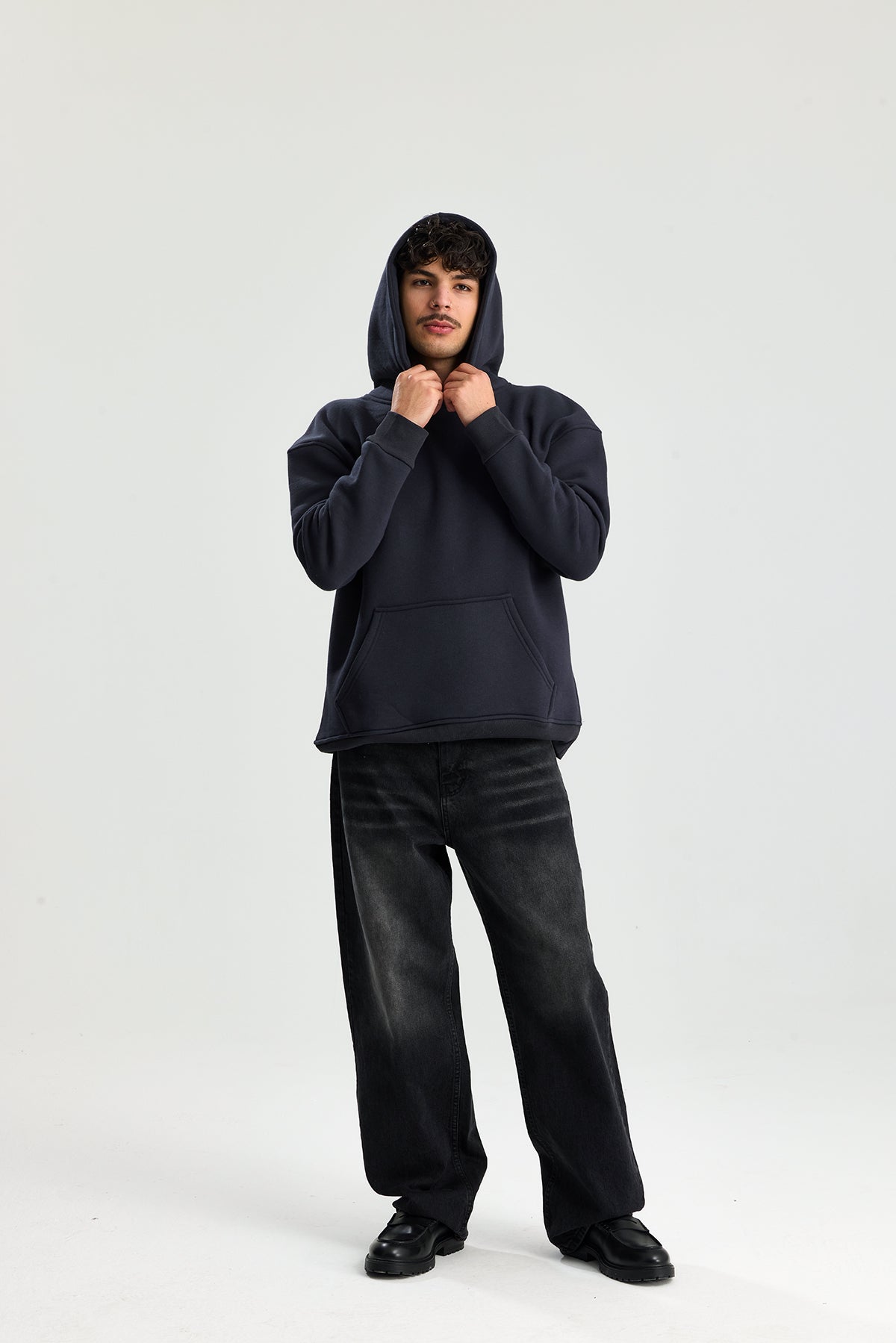 Basic Kapüşonlu Oversize Sweatshirt