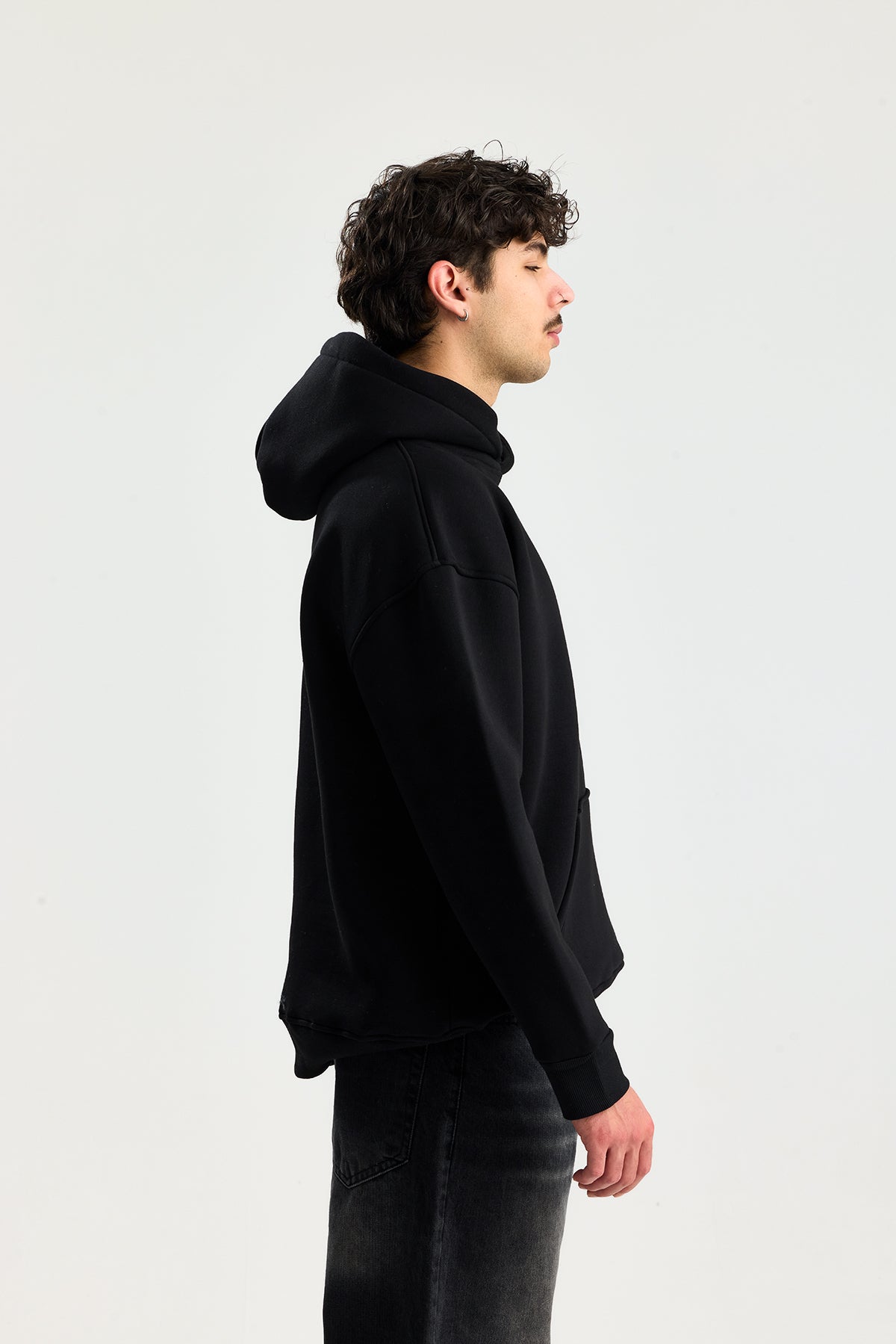 Basic Kapüşonlu Oversize Sweatshirt