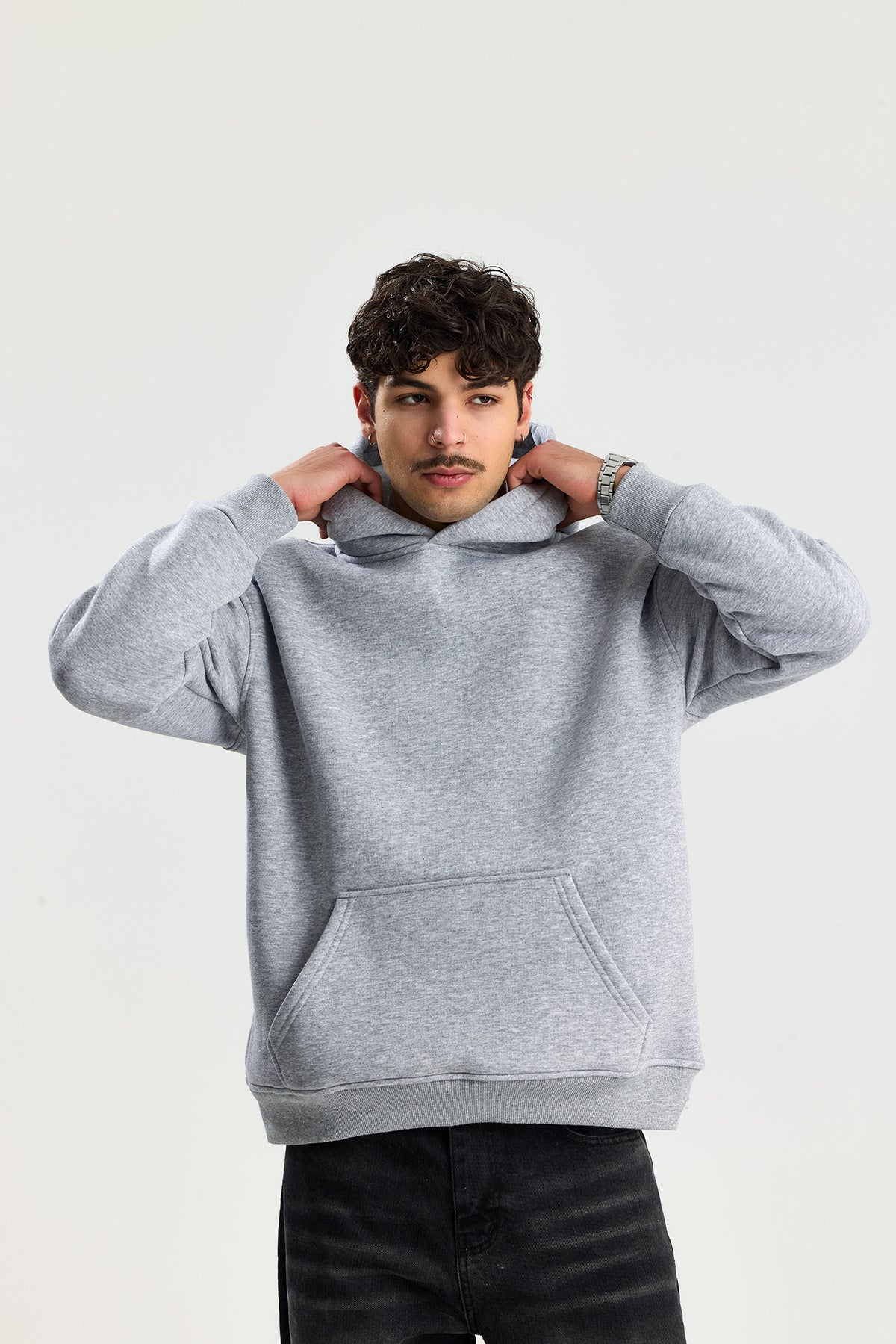Basic Kapüşonlu Oversize Sweatshirt