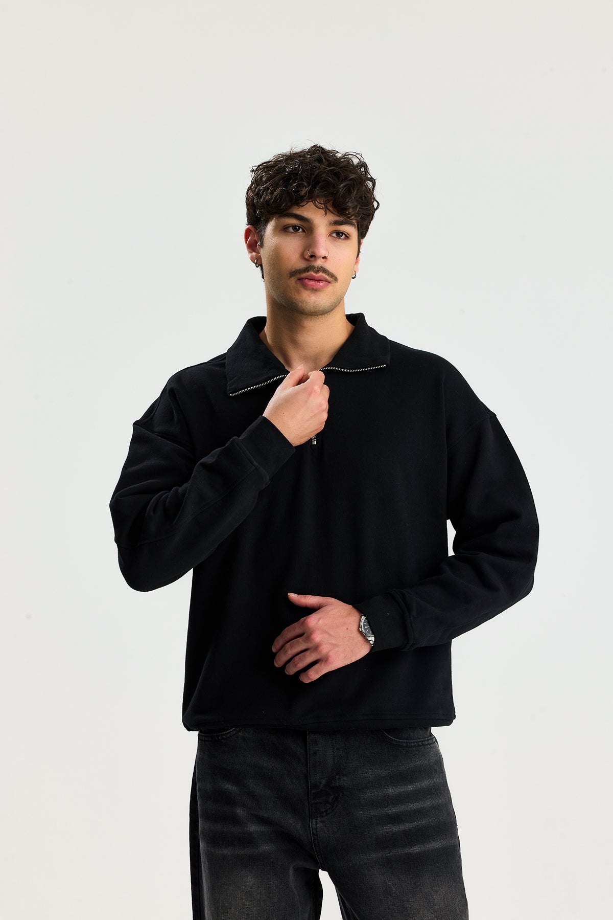 Basic Fermuarlı Yaka Sweatshirt