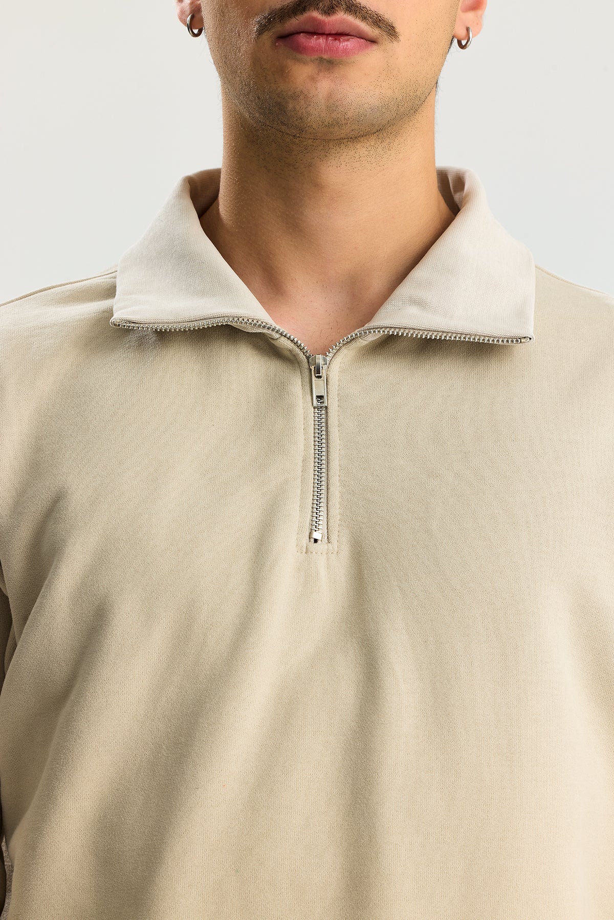 Basic Fermuarlı Yaka Sweatshirt