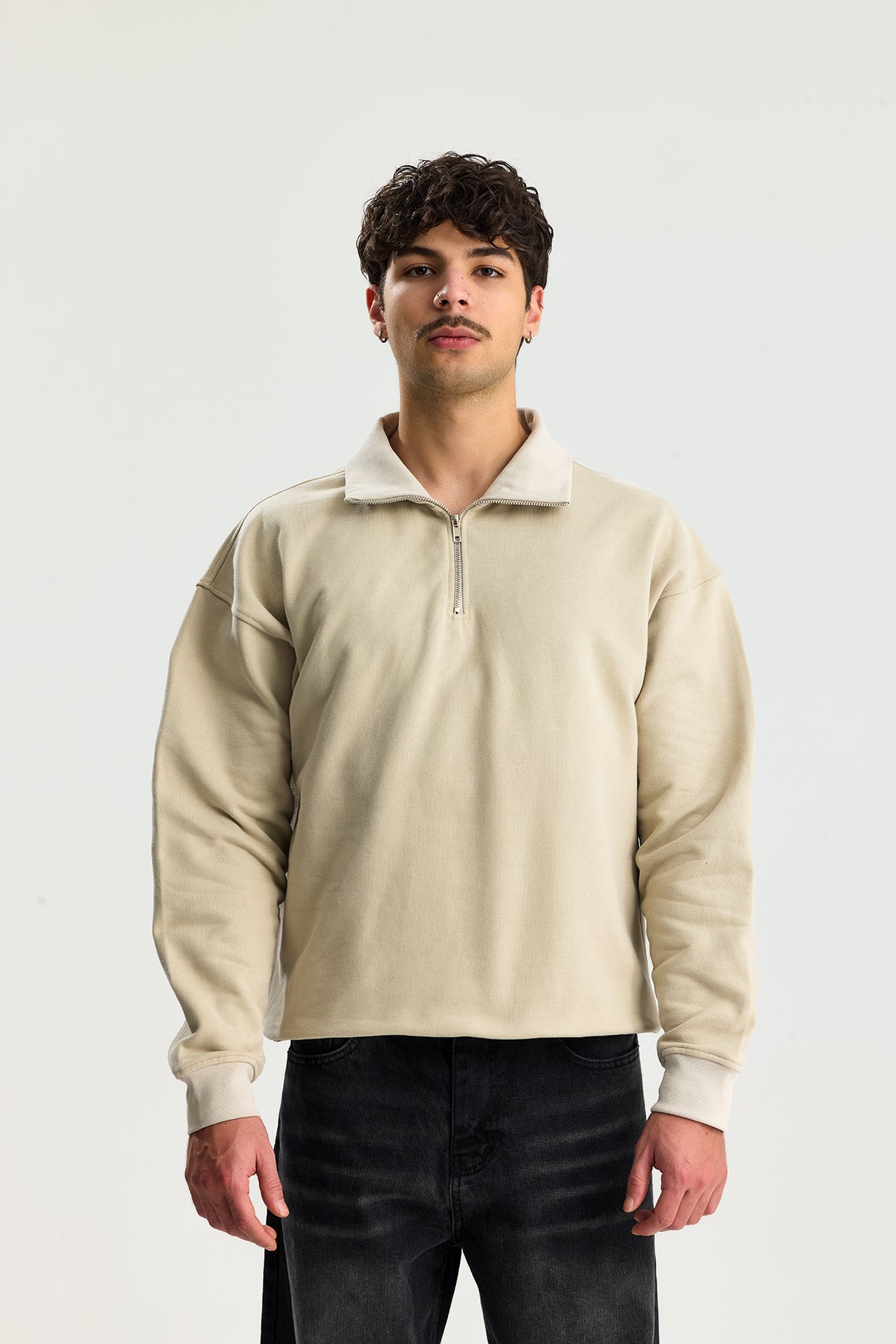 Basic Fermuarlı Yaka Sweatshirt