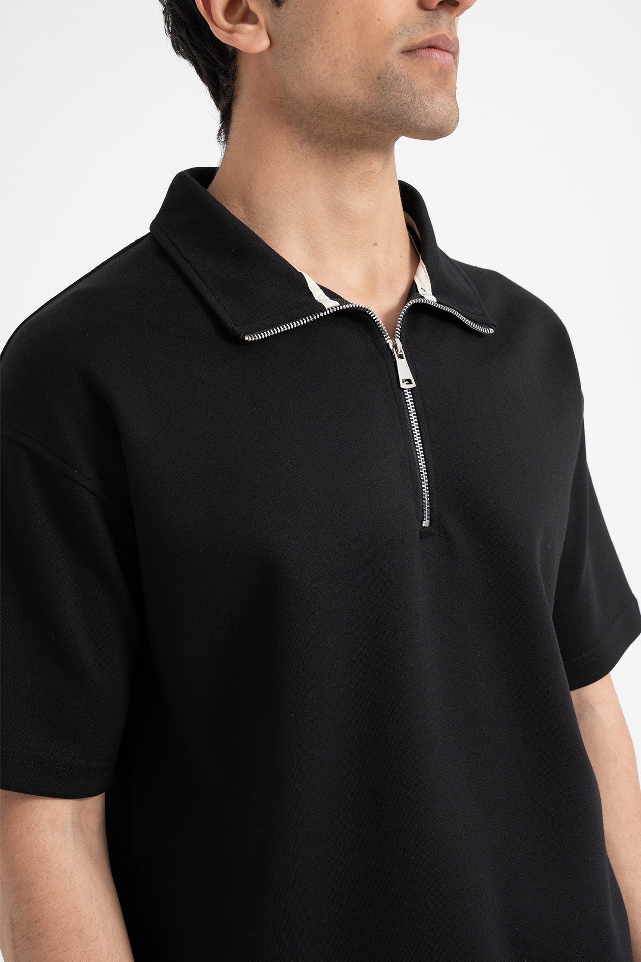 Oversize Yarım Fermuarlı Polo Yaka Tişört